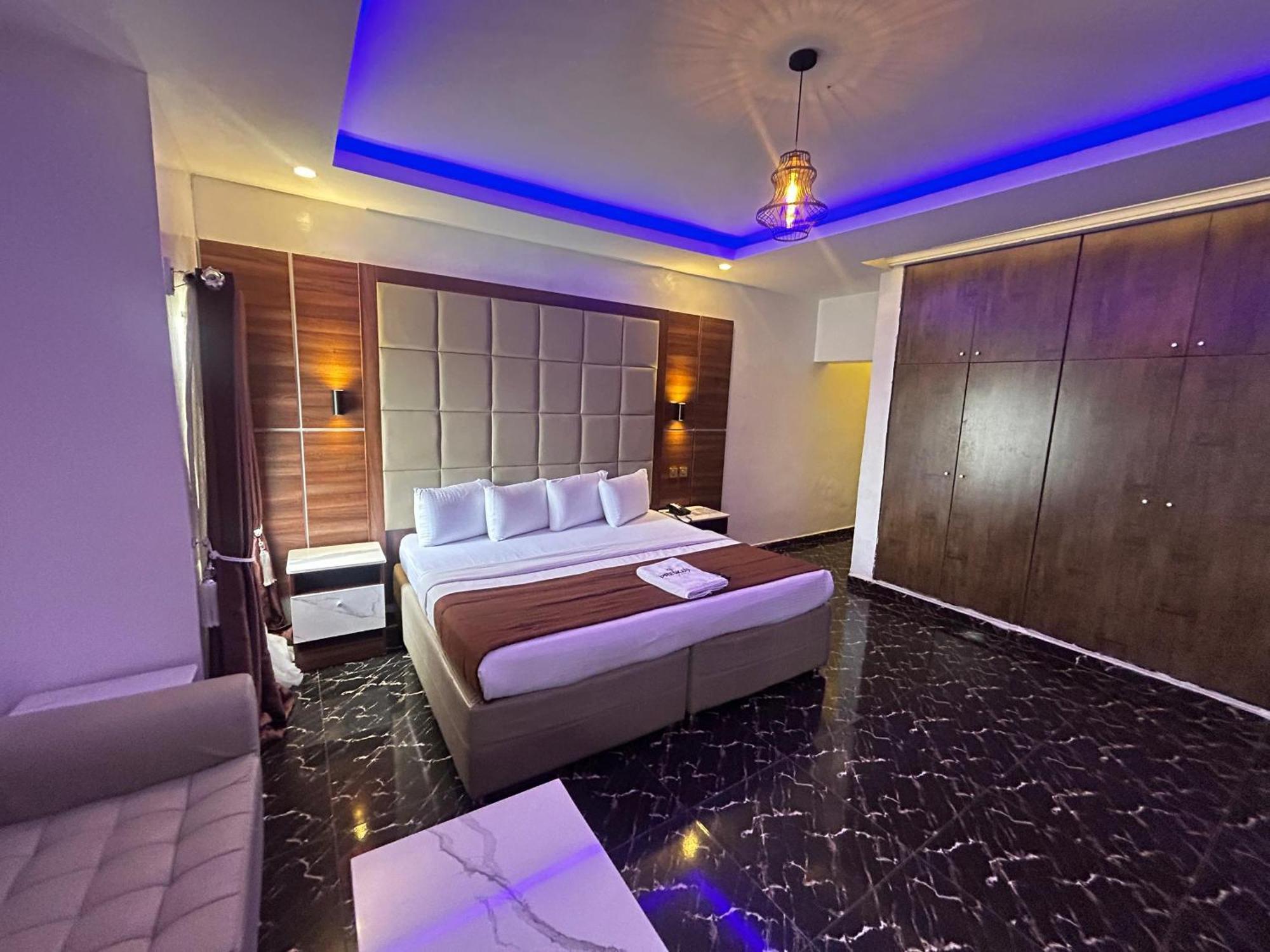 Hotel Presken Ikeja